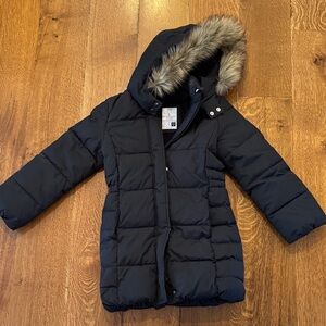 Gap kids black Hooded Puffer Coat with Faux Fur Trim